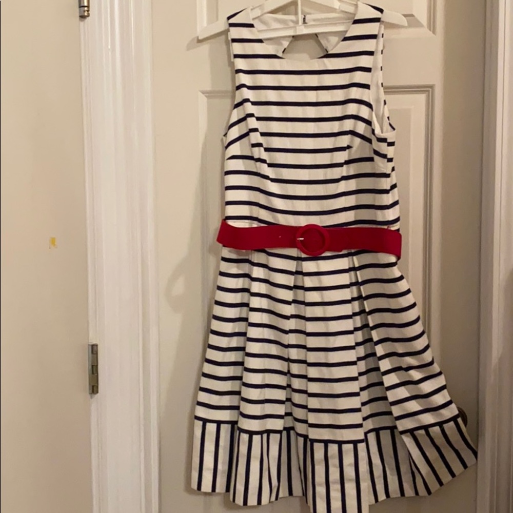 👗ElizaJ navy and white pleated dress
